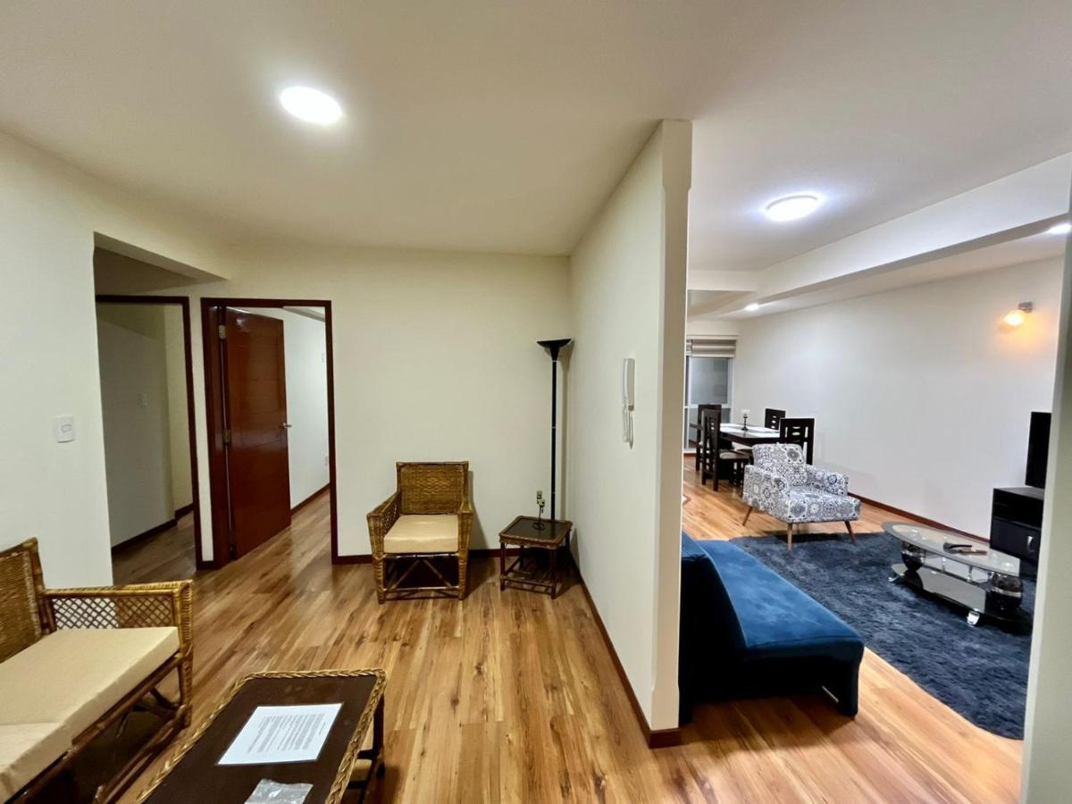 Moderno Y Comodo Apartamento Con La Mejor Ubicacion En Sopocachi Apartment La Paz Exterior photo